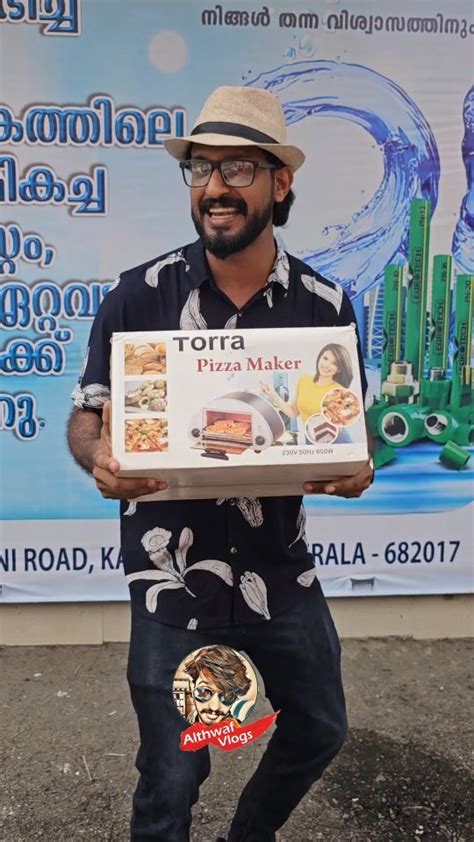 ഒന്ന് ഷെയർ ചെയ്യോ കൂട്ടുകാരെ.